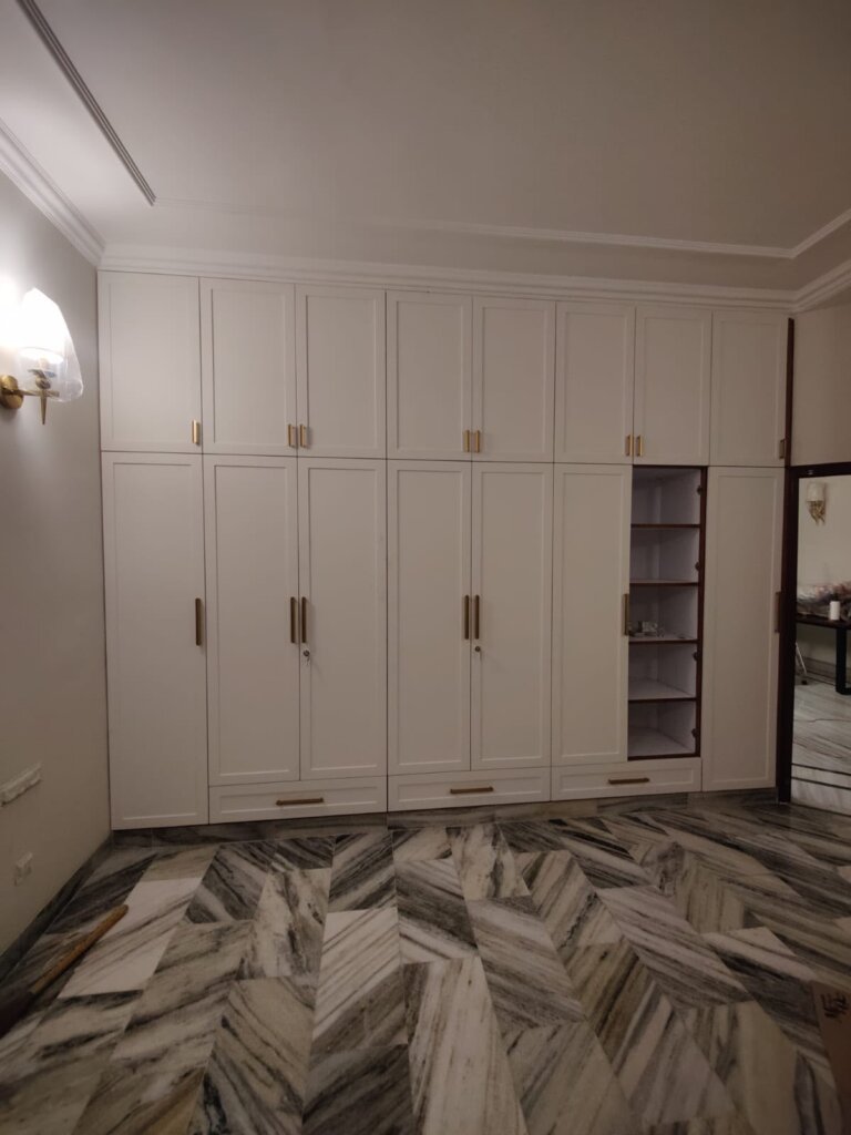 Modern wardrobe design in Chandigarh